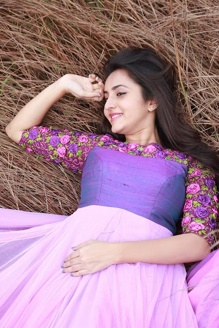 Indian Actress Bhama Photos She is mostly worked in the malayalam film industry. indian actress bhama photos