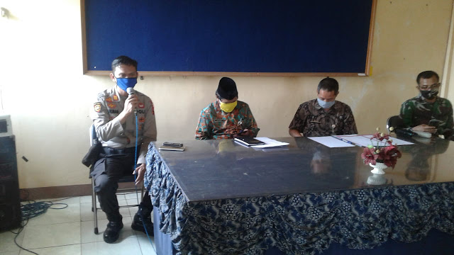 Muspika Ngrampal Gelar Rakoor Penanganan Covid-19 Muspika Ngrampal Gelar Rakoor Penanganan Covid-19