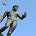 FACEBOOK BLOQUEA FOTO DE ESTATUA DE NEPTUNO POR SER EXPLÍCITAMENTE SEXUAL