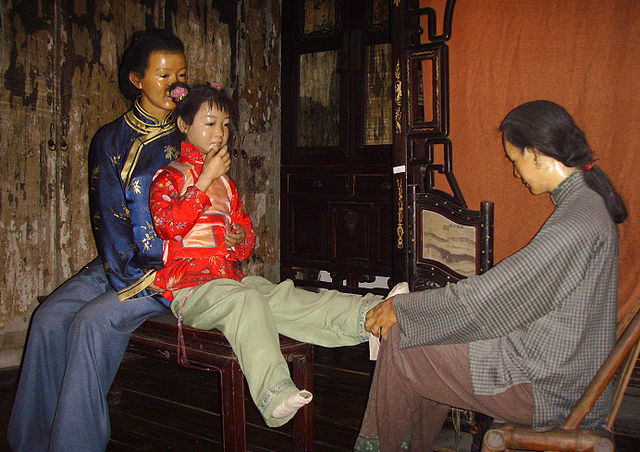 Footbinding essay 05 image