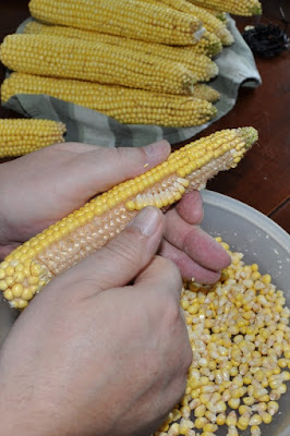 Removing Kernels from Cobs