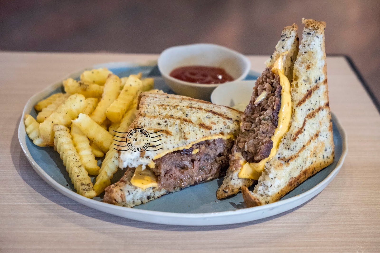 Commons Cafe At Old Court House Kuching Sarawak Crisp Of Life