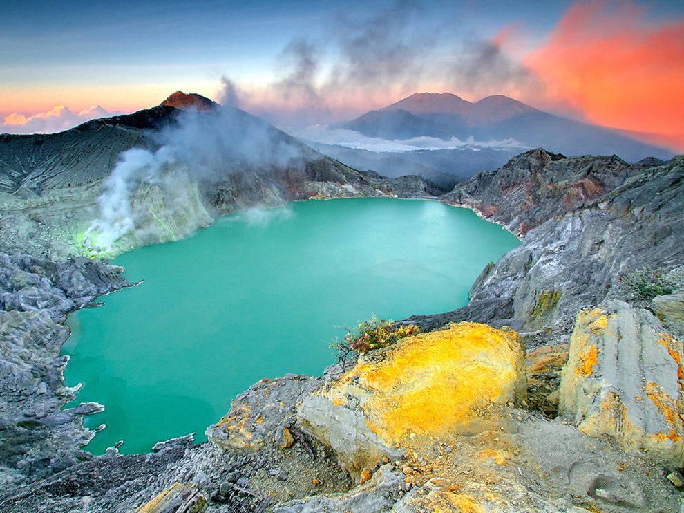 tour kawah ijen dari banyuwangi