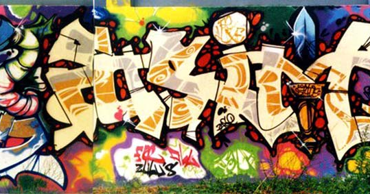 Medya Colorz Graffiti Pieces Walls