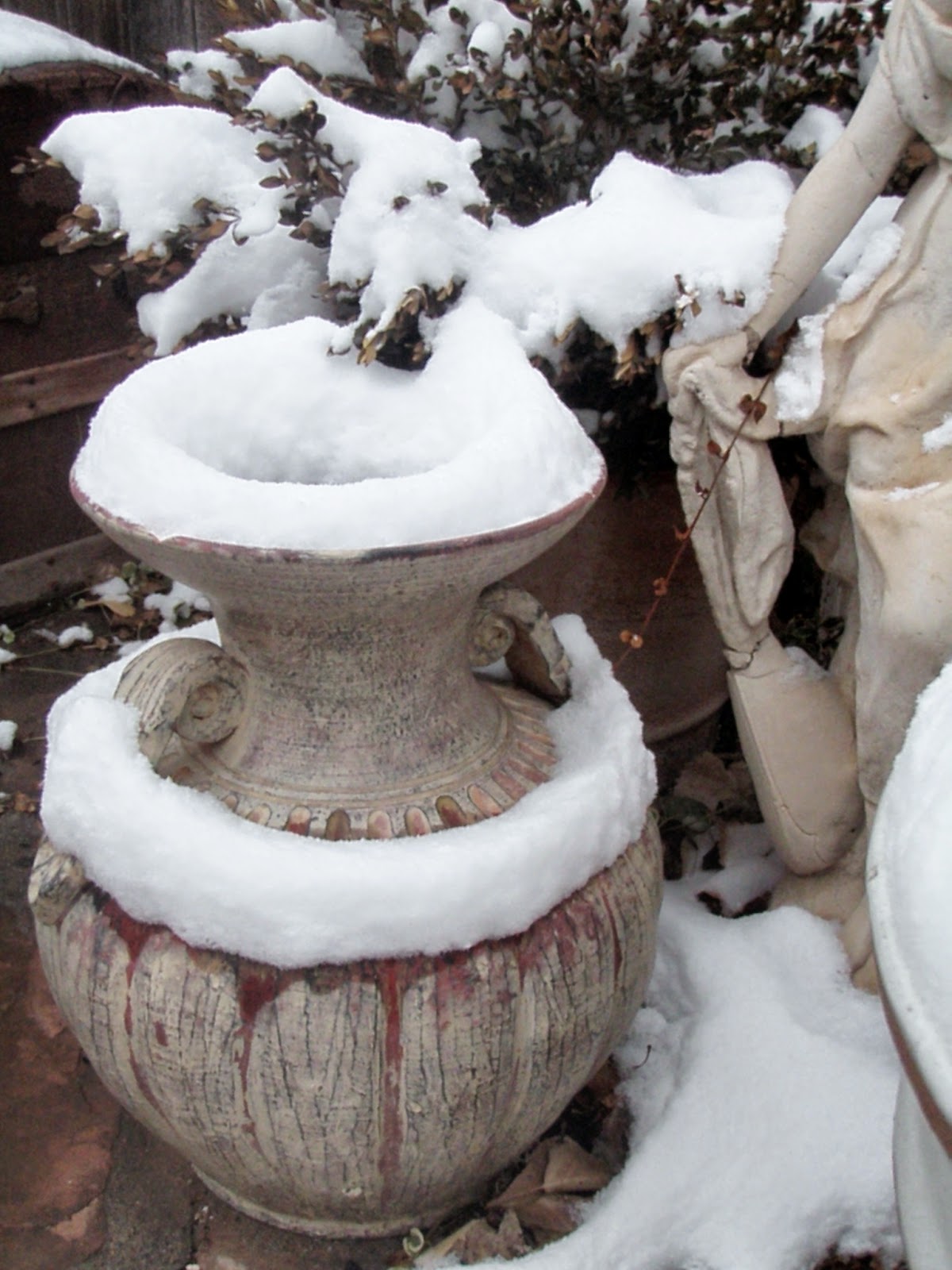 Cabin & Cottage Buckets of Snow