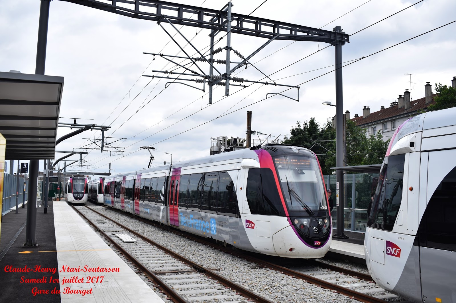 [Dossier] Le nouveau tramway T11 Express est arrivé
