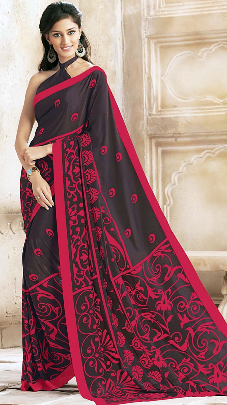 Сари года. Индийское Сари черное. Сари Кауранен. Платья 2015 индийские Сари. Сари в чёрном цвете.
