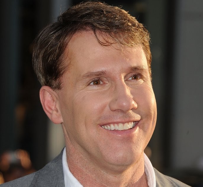 Николас спаркс про. Джон в. Николас спаркс фото. Николас спаркс фото. Николас спаркс фото писателя.