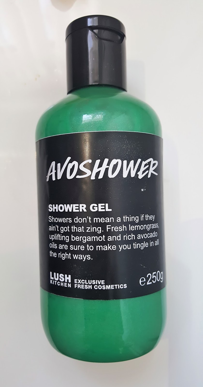 Avoshower Shower Gel Perfection in Green The Lush Box