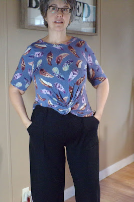 Simplicity 8841 Wide Leg Crop Ponte Knit Pants www.sewplus.blogspot.com