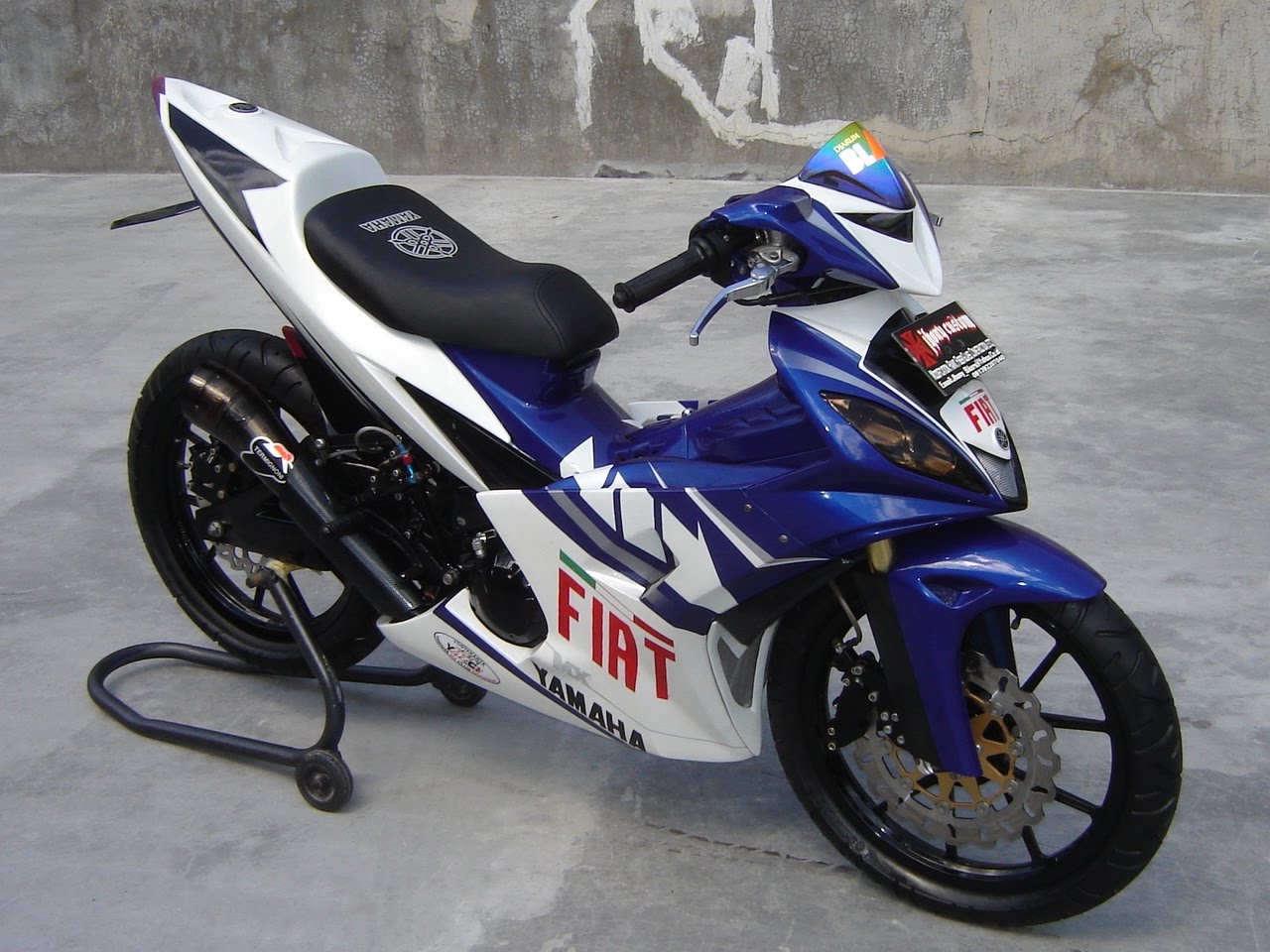 Modifikasi Honda Revo X