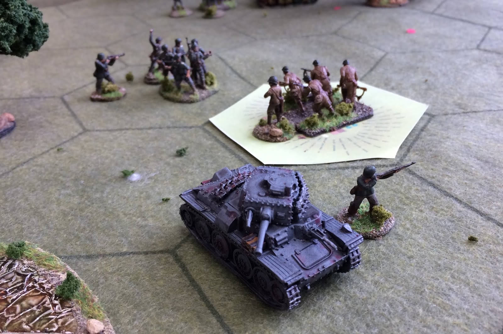 Bob's Miniature Wargaming Blog: Memoir 44 at the club