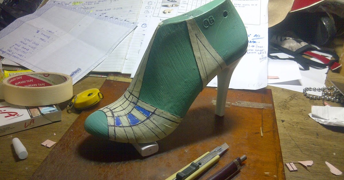 produksi sepatu dan sandal CARA PEMBUATAN HEELS SANDAL