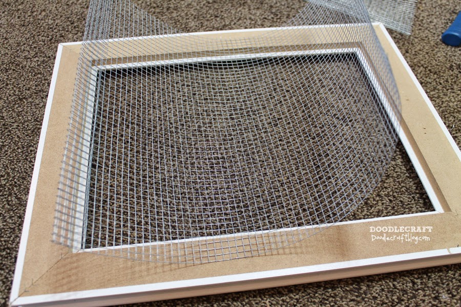 Chicken and Mesh Wire Vintage Picture Frames!