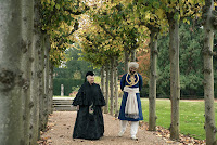 Judi Dench and Ali Fazal in Victoria and Abdul