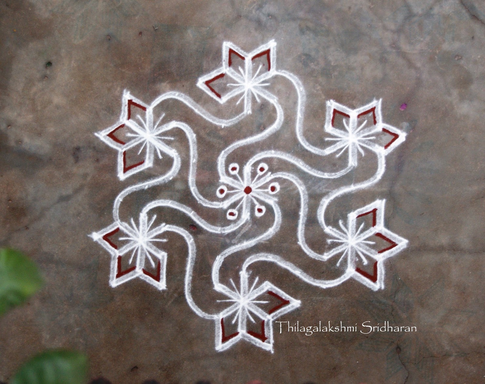 Rangoli and Art Works: DOTTED KOLAM (11-6 DOTS)