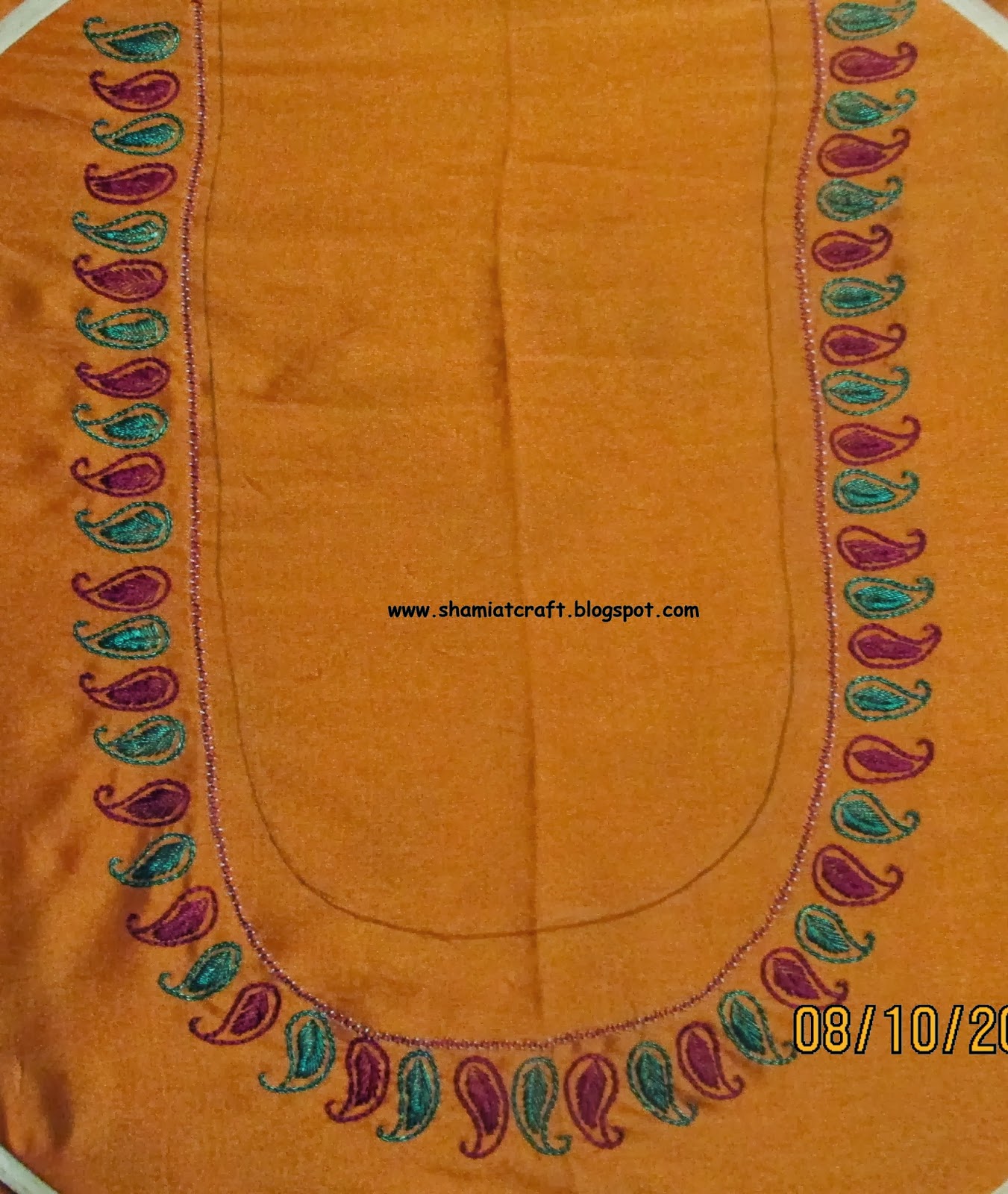 My craft works: Embroidered blouse - Chain stitch