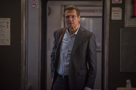 Cizinec ve vlaku (The Commuter) – Recenze