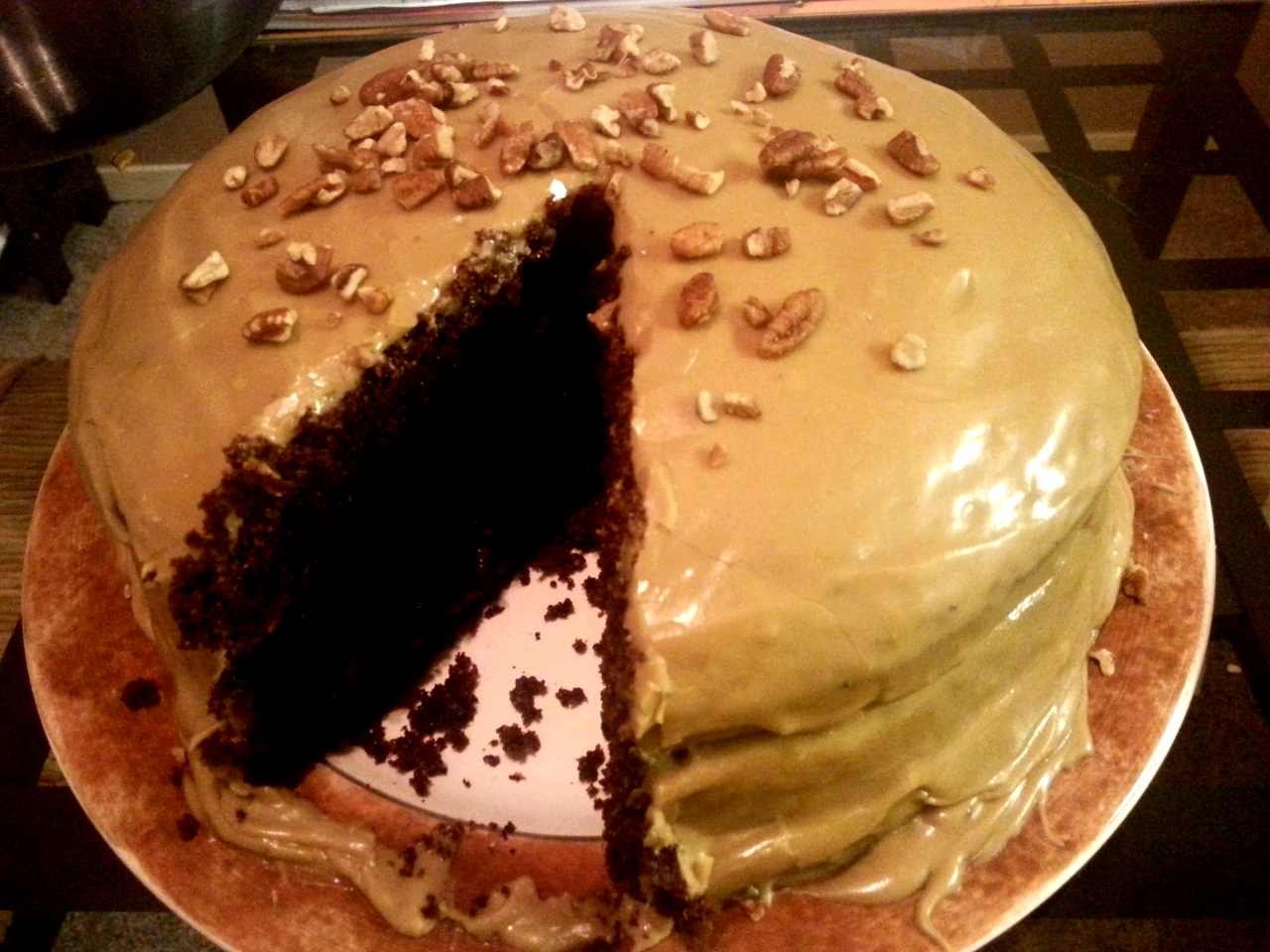 FoodRah! chocolate caramel pecan cake