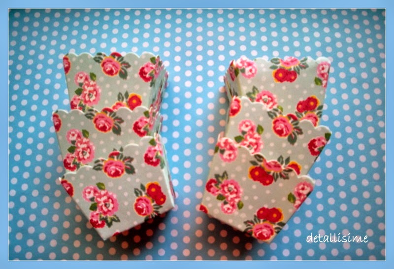 cápsulas y tarrinas