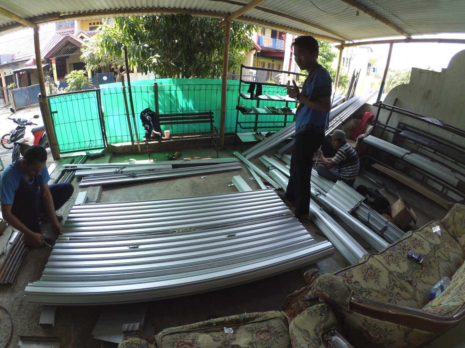 HARGA FOLDING GATE DAN ROLLING DOOR JAKARTA HARGA FOLDING GATE JAKARTA