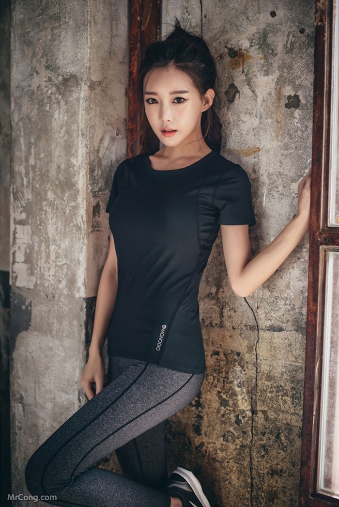 Beautiful Yoon Ae Ji poses glamor in gym fashion photos (56 photos) photo 1-8