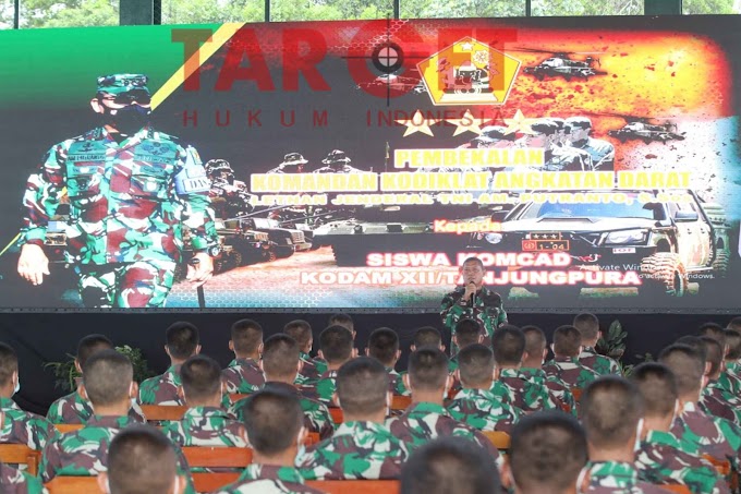Dankodiklatad Letjen TNI A.M  Putranto, S.Sos Beri Pengarahan Komcad di Kodam XII Tanjungpura