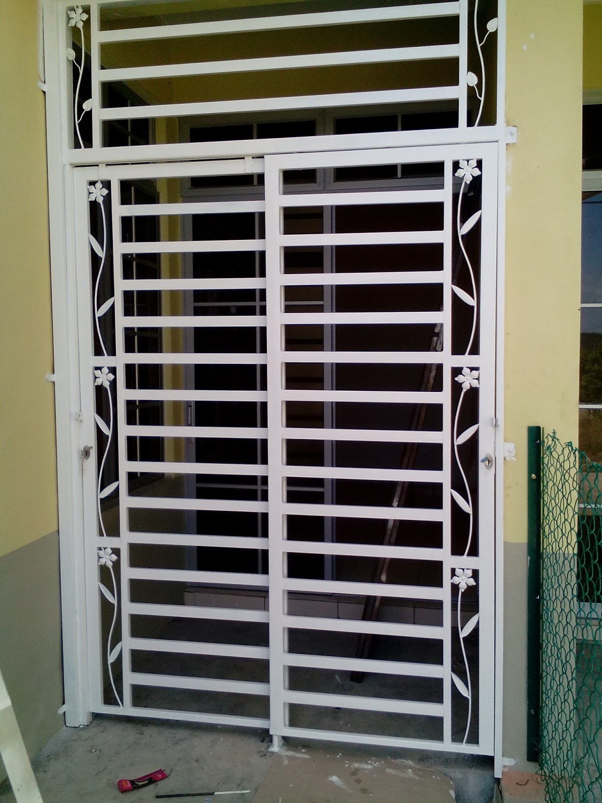 Contoh design grill