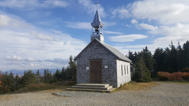 Chapelle centenaire au sommet du mont Saint-Joseph