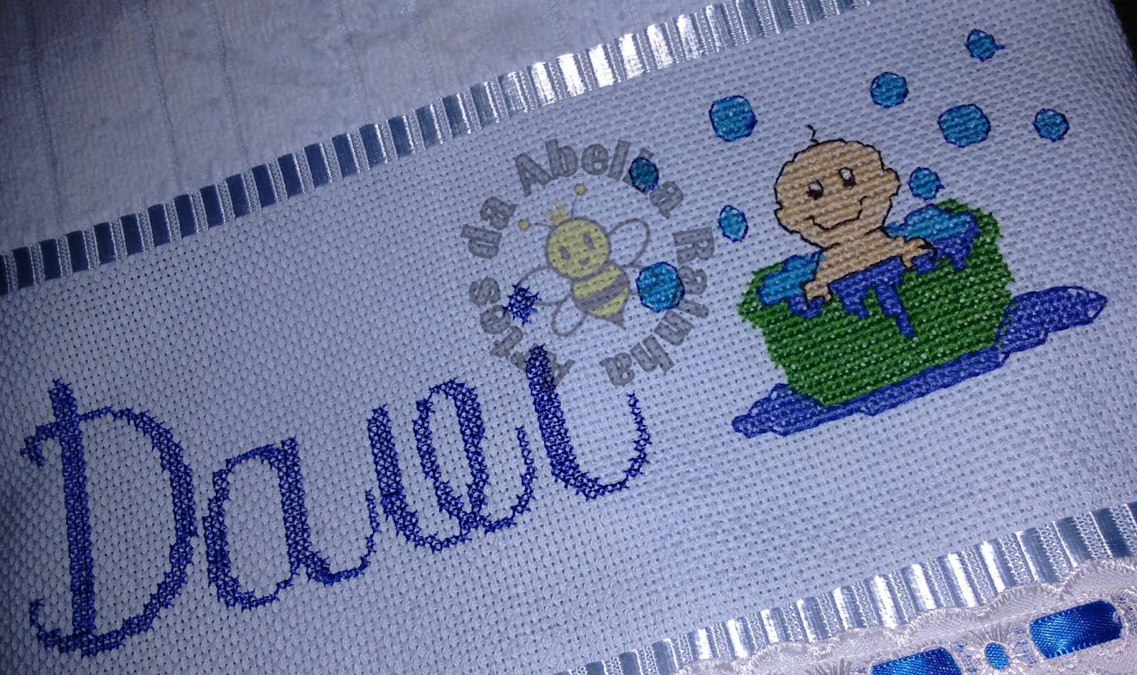 Artes Da Abelha Rainha Toalha De Banho Infantil Beb Tomando Artes Da Abelha Rainha Toalha De Banho Infantil Beb Tomando