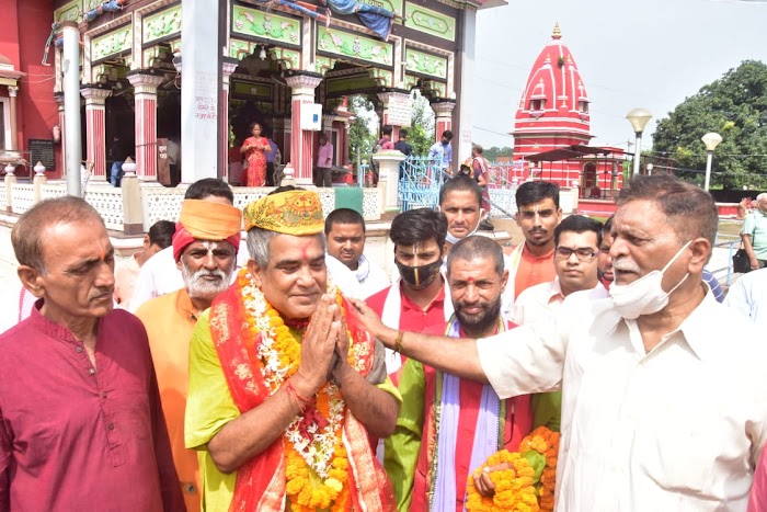 दलगत राजनीति से दूर रहे शिक्षकीय चुनाव समाज की जड़ें हैं शिक्षक