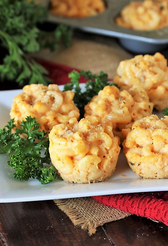 Mac and Cheese Muffins (The BEST Muffin Tin Macaroni & Cheese) The
