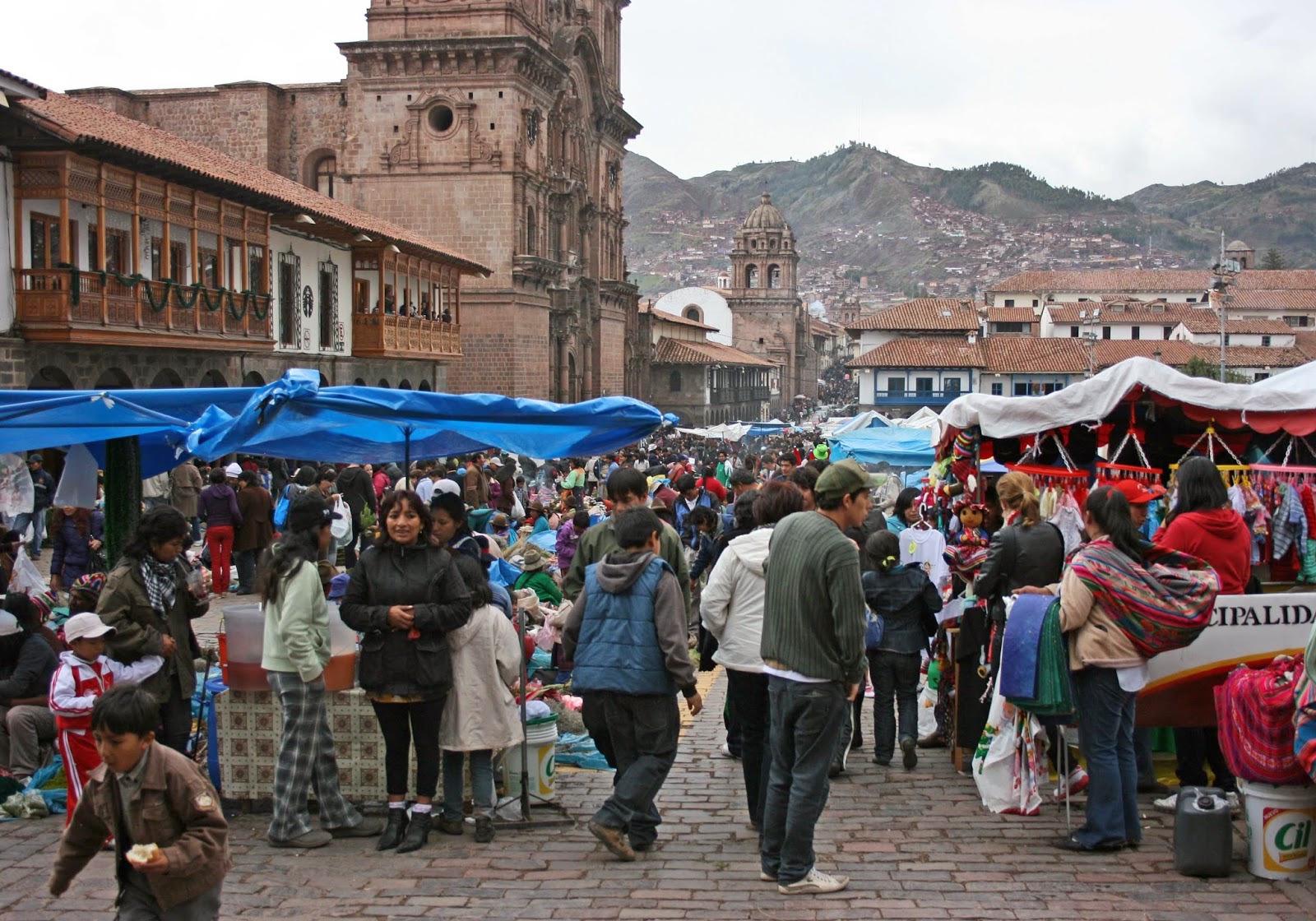 sconzani: Peru Festivals and Events Calendar