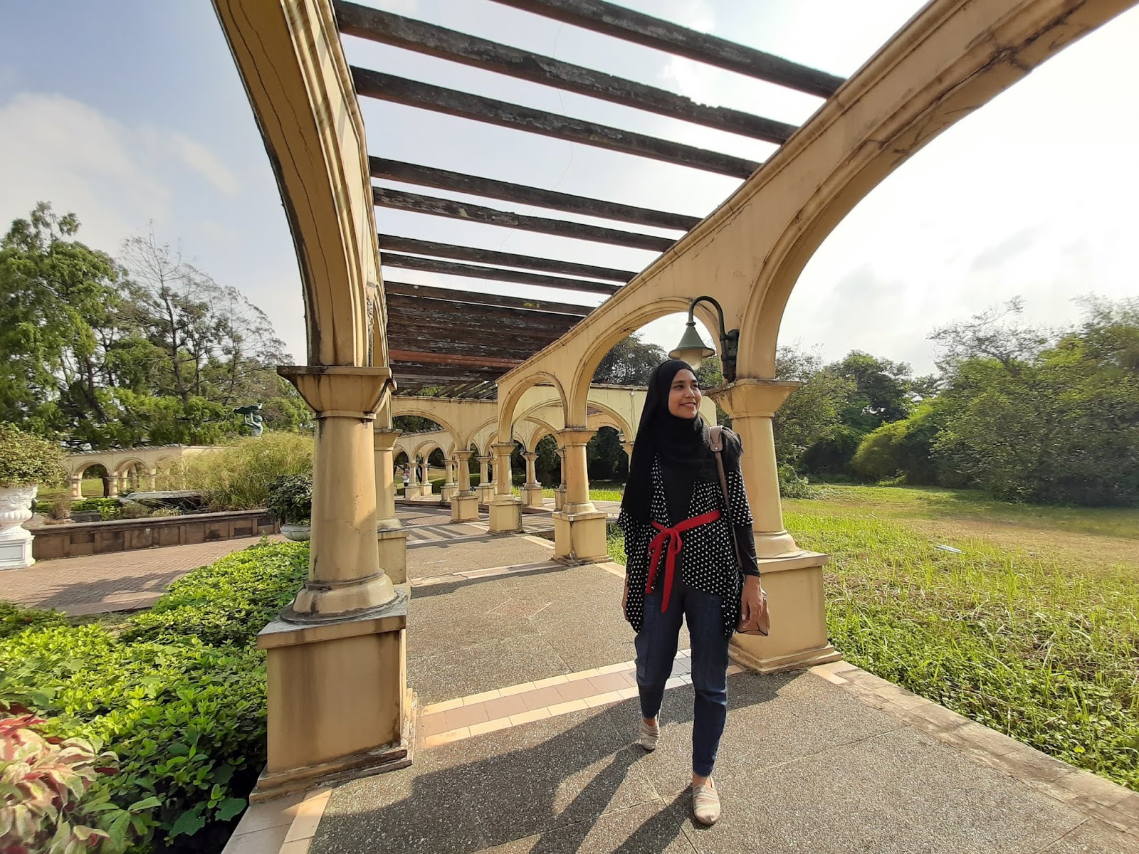 Tempat Pernikahan Outdoor Di Kota Wisata Cibubur