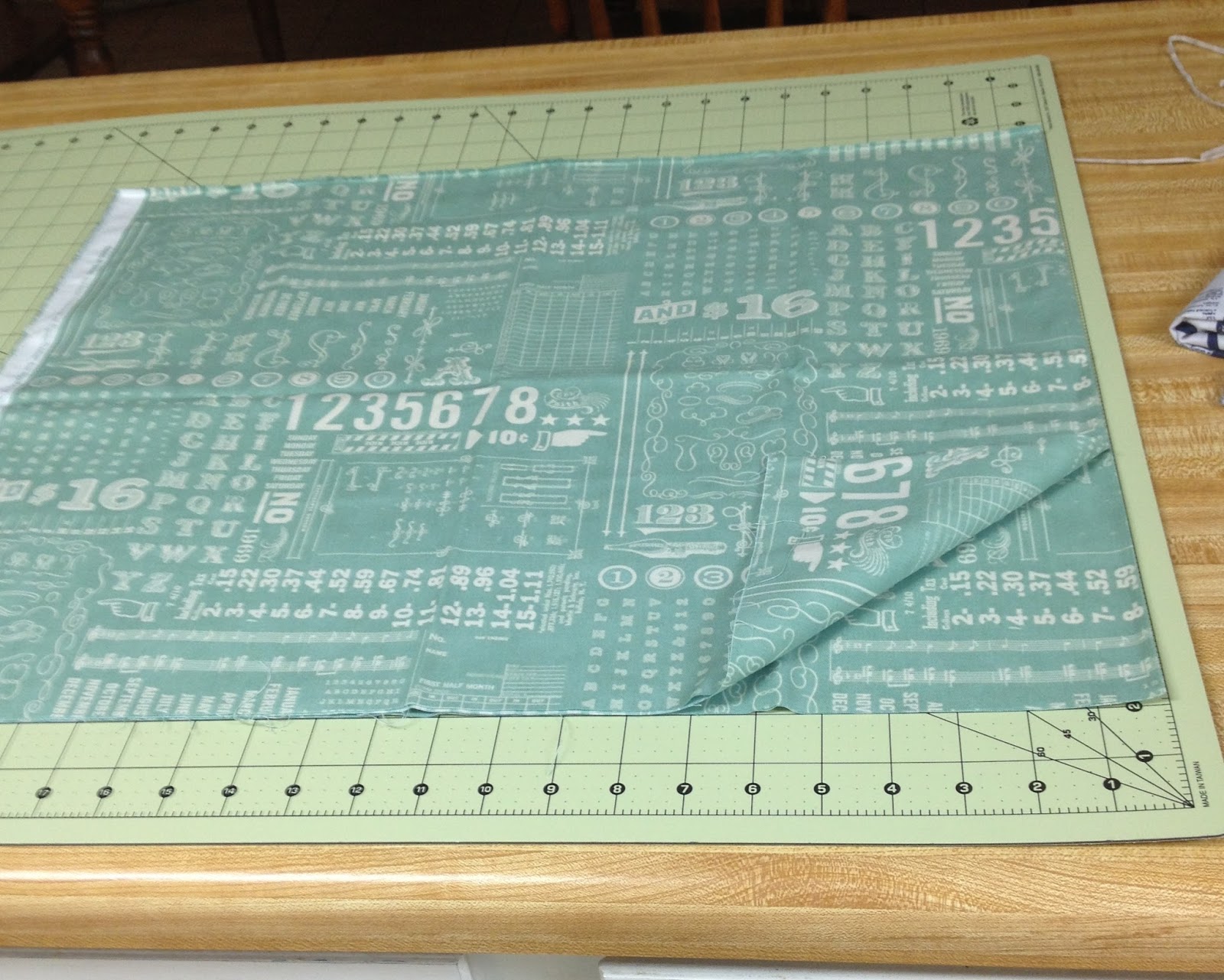 Emerald Coast Modern Quilt Guild F8 Cutting Tutorial How to Cut