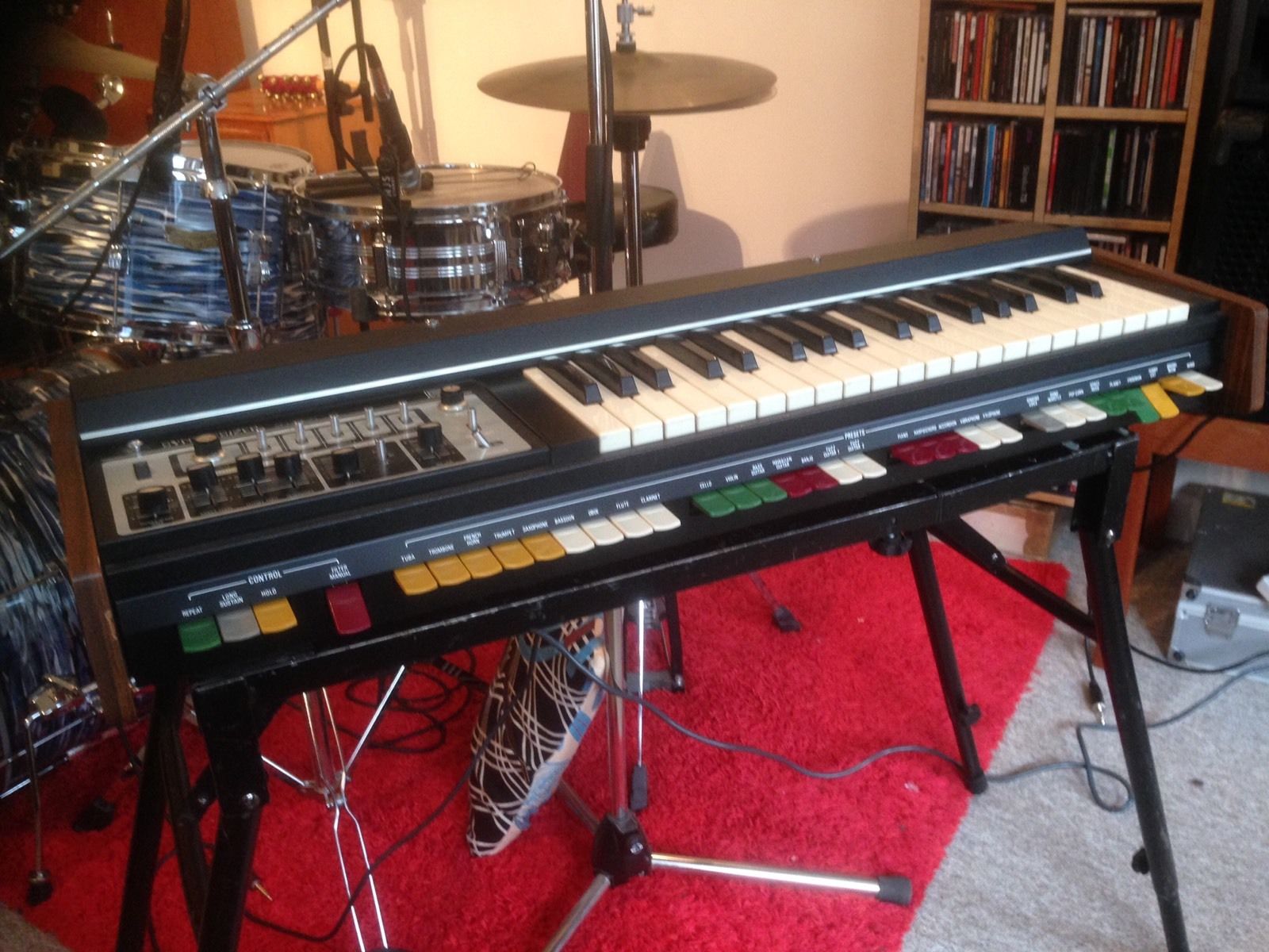 MATRIXSYNTH: Roland SH 2000 Analog vintage synth with hard case