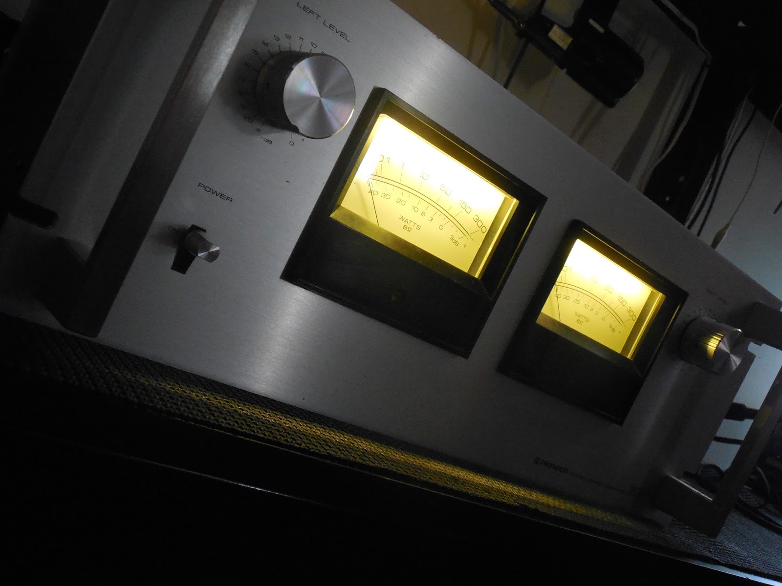 Vintage Hi-Fi Audio Restorations: Pioneer SPEC-4 Power Amplifier