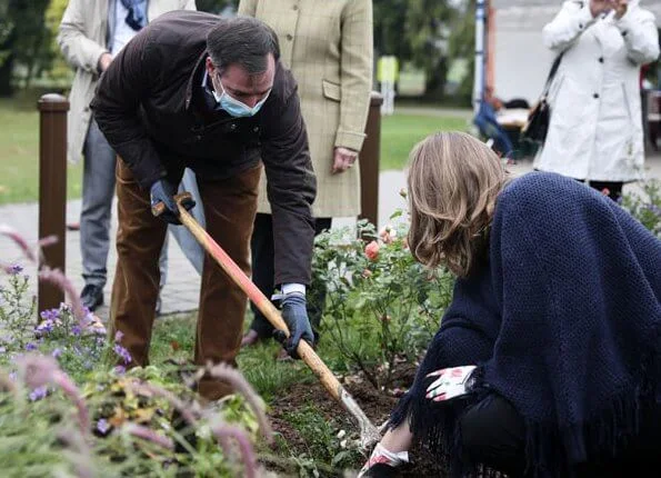 Hereditary Grand Duke Guillaume and Hereditary Princess Stephanie attended the baptism of a rose in honor of the birth of Prince Charles