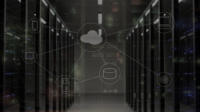 Mengapa Hosting Awan (Cloud Hosting) Lebih Unggul daripada Hosting Berbasis Server Tunggal?