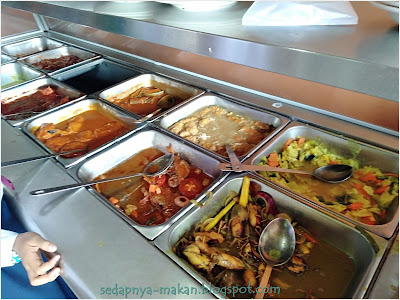 antara menu masakan di Sinar Indah Cafe