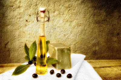 olio d'oliva-sapone-sapone fatto a mano-prodotti naturali