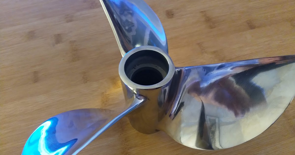 Selva Tuning Installing Hill Marine Signature overhub cleaver propeller