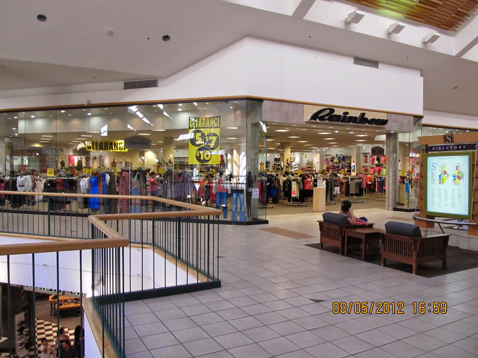 Trip to the Mall Stratford Square Mall ( Bloomingdale, IL)