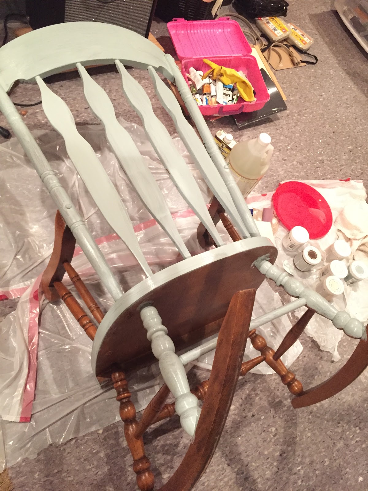 CRAFTS HowTo Refresh an Old Rocking Chair with Two Tone Chalk Paint
