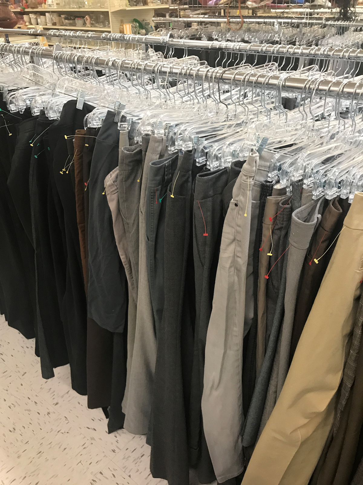 8 Things You Must Shop For When You are in Goodwill! Live Pretty on a