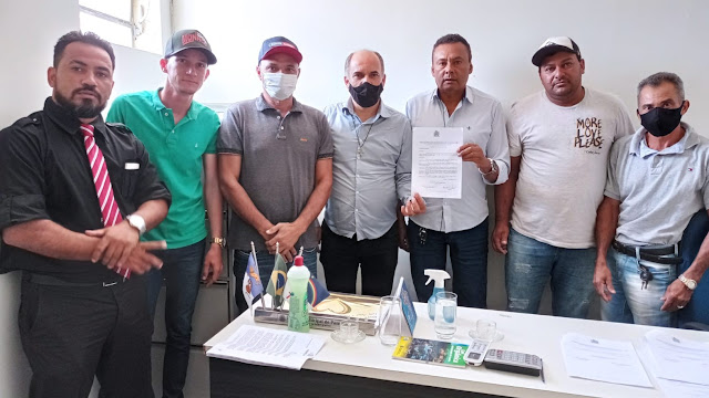 Comissões Parlamentares dar parecer jurídico favorável a aprovação Comissões Parlamentares dar parecer jurídico favorável a aprovação