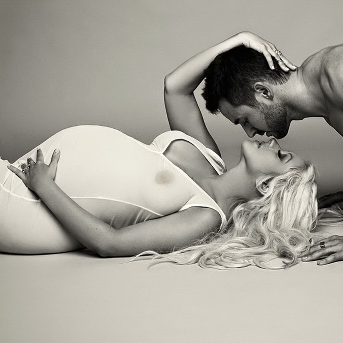 фотосессия беременных голые с мужем фото 20
