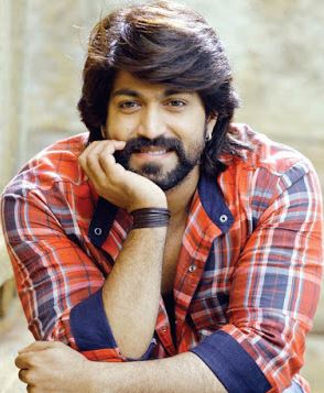 Yash (KGF) Actor Family Wife Biography Parents children's Marriage Photos