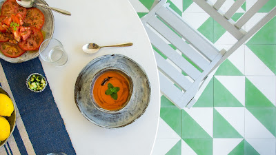 ¿De dónde viene la palabra «gazpacho»?