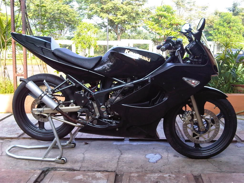 Modifikasi Kawasaki Ninja RR 2014